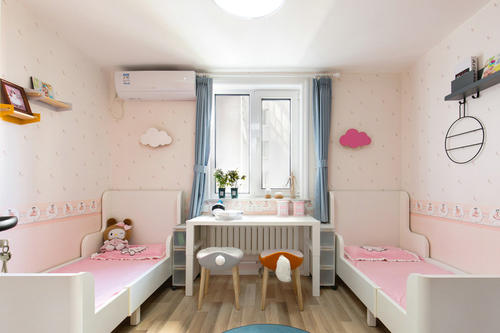 秀居网  > 小户型主卧室摆并排两张单人床效果图 儿童房放